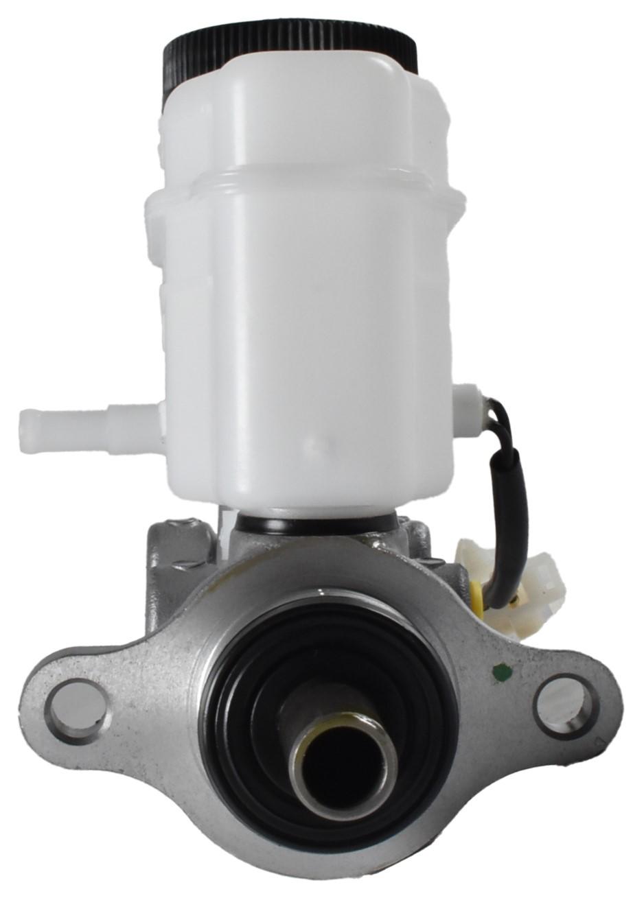 DBA Street Series Master Cylinder to suit Ford Ranger PJ 3.0L Turbo Diesel RWD 01/2007-06/2008