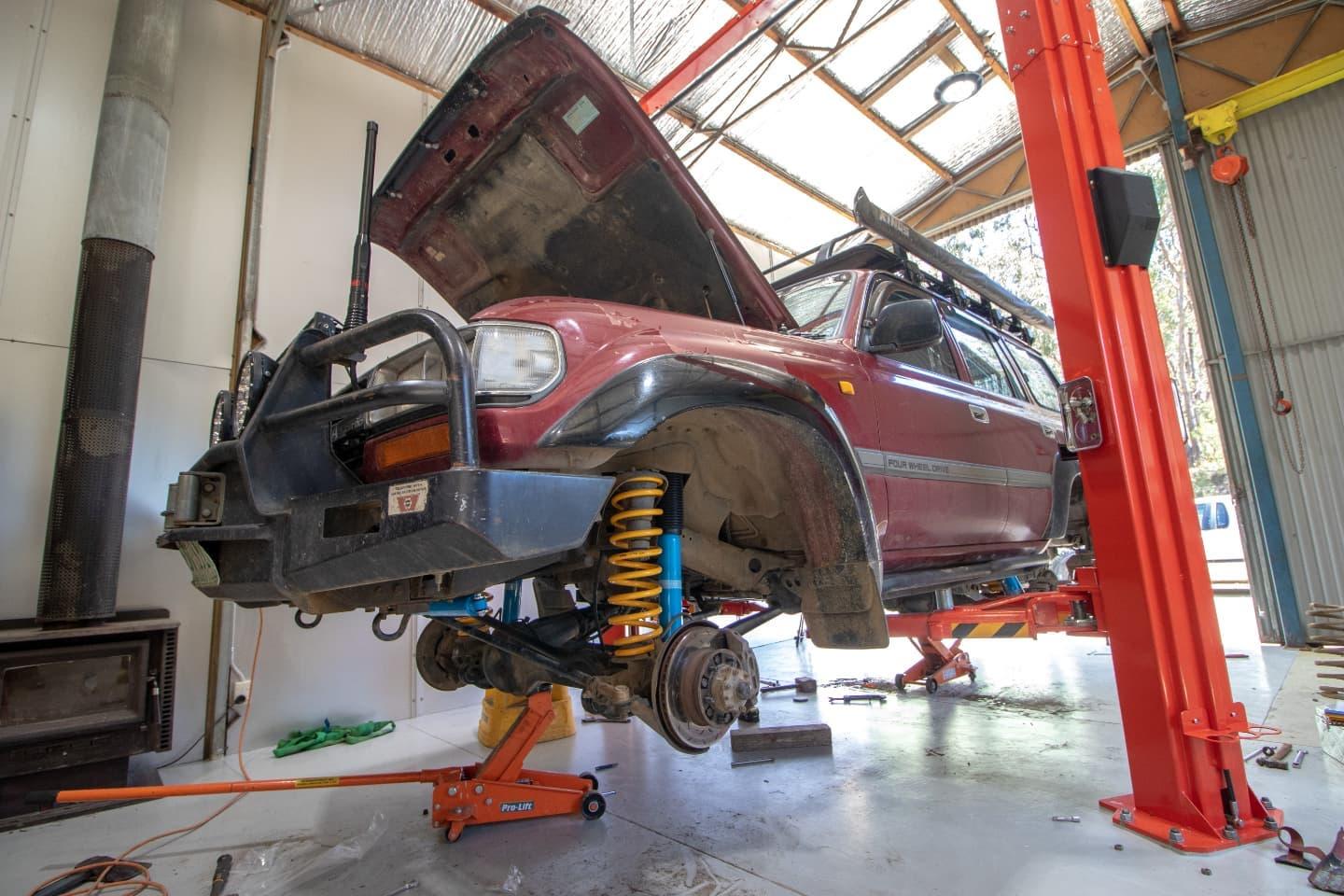 2 Inch 50mm Formula 4x4 Premium Big Bore Lift Kit to suit LandCruiser 80 Series from 1991 to 1998 & 105 Series from 1998 to 2007